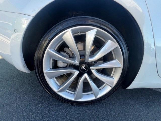 2019 Pearl White Multi-Coat /Black Tesla Model 3 Long Range (5YJ3E1EA3KF) with an ELECTRIC engine, Electric transmission, located at 1865 East Red Hills Pkwy, St. George, 84770, (435) 628-0023, 37.120850, -113.543640 - Excellent Tesla Model 3 Long Range All Wheel Drive. 5 Seats HW3. Small scratches and dings as pictured. Every Tesla we sell has had cabin air filter replaced, radiator cleaned, fluids topped AND comes with a mobile charging kit! Battery is healthy and gets 330 on full charge!!! ReCurrent report Ex- Photo#13