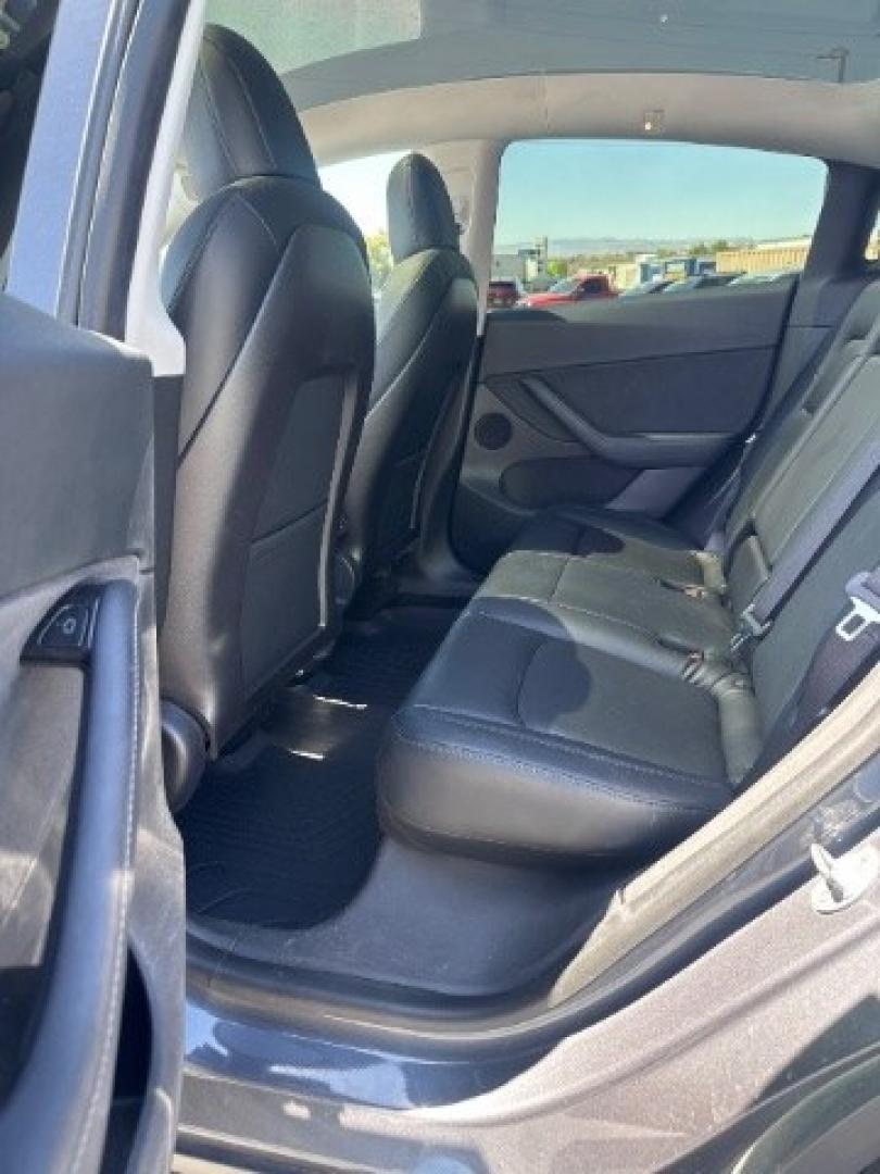 2020 Midnight Silver Metallic /Black Tesla Model Y Long Range Dual Motor All-Wheel Drive (5YJYGDEEXLF) with an ELECTRIC engine, AUTOMATIC transmission, located at 1865 East Red Hills Pkwy, St. George, 84770, (435) 628-0023, 37.120850, -113.543640 - Excellent Tesla Model Y Long Range All Wheel Drive, 5 Seats HW3, Interior and exterior in great condition. Small scratches and dings as pictured. Every Tesla we sell has had cabin air filter replaced, radiator cleaned, fluids topped AND comes with a mobile charging kit! Battery is healthy and gets- Photo#14