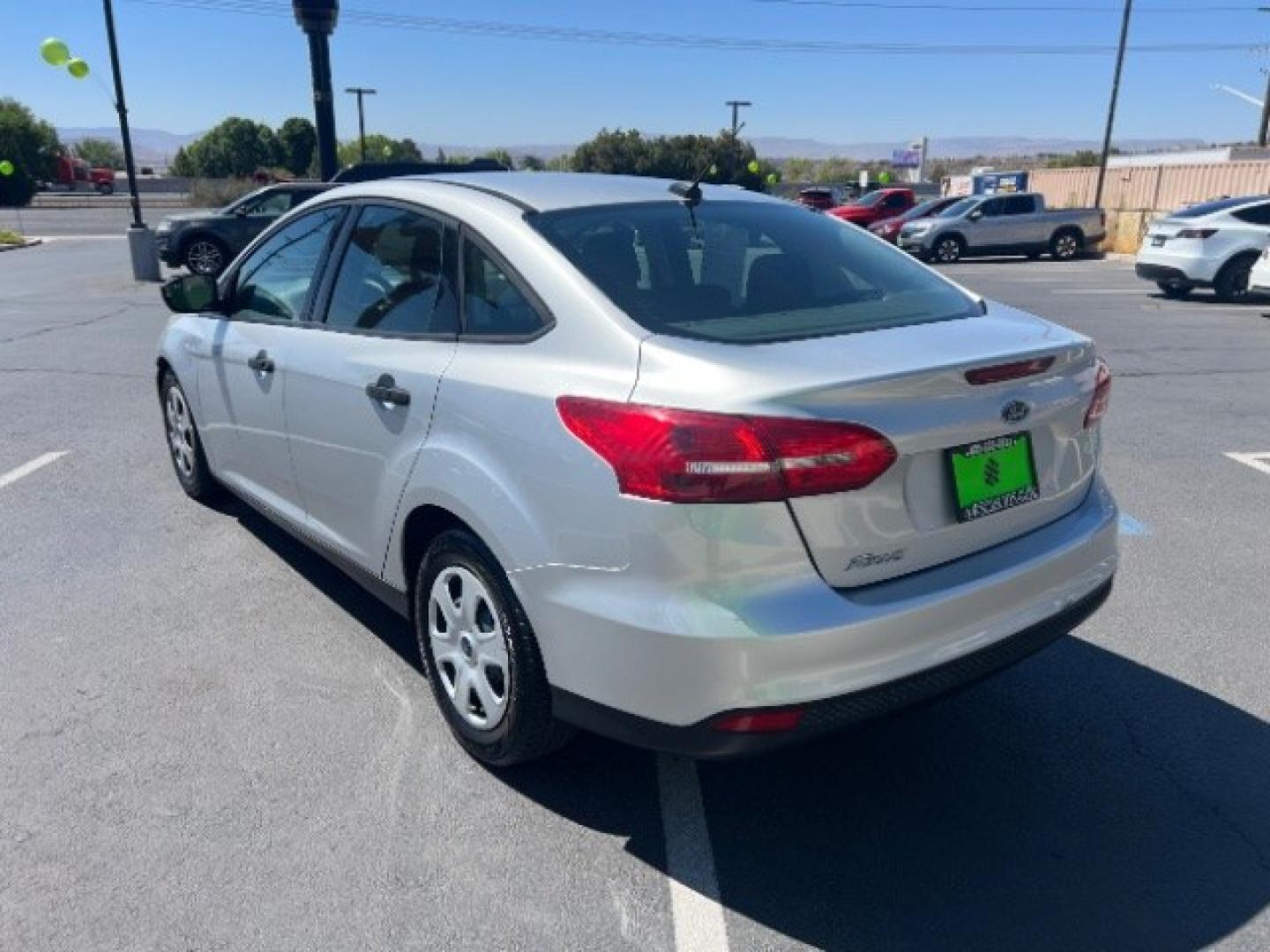 2017 Ingot Silver Metallic /Charcoal Black Ford Focus S (1FADP3E29HL) with an 2L I-4 gasoline direct injection engine, Automatic transmission, located at 940 North Main Street, Cedar City, UT, 84720, (435) 628-0023, 37.692936, -113.061897 - We specialize in helping ALL people get the best financing available. No matter your credit score, good, bad or none we can get you an amazing rate. Had a bankruptcy, divorce, or repossessions? We give you the green light to get your credit back on the road. Low down and affordable payments that fit- Photo#4