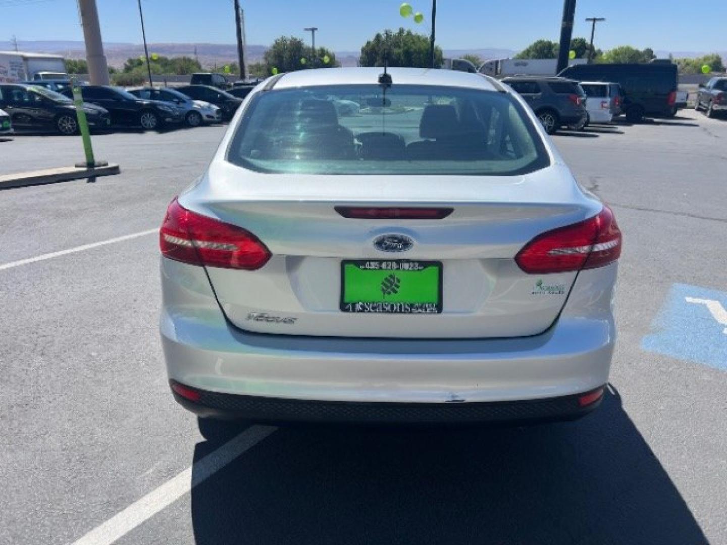 2017 Ingot Silver Metallic /Charcoal Black Ford Focus S (1FADP3E29HL) with an 2L I-4 gasoline direct injection engine, Automatic transmission, located at 940 North Main Street, Cedar City, UT, 84720, (435) 628-0023, 37.692936, -113.061897 - We specialize in helping ALL people get the best financing available. No matter your credit score, good, bad or none we can get you an amazing rate. Had a bankruptcy, divorce, or repossessions? We give you the green light to get your credit back on the road. Low down and affordable payments that fit- Photo#5