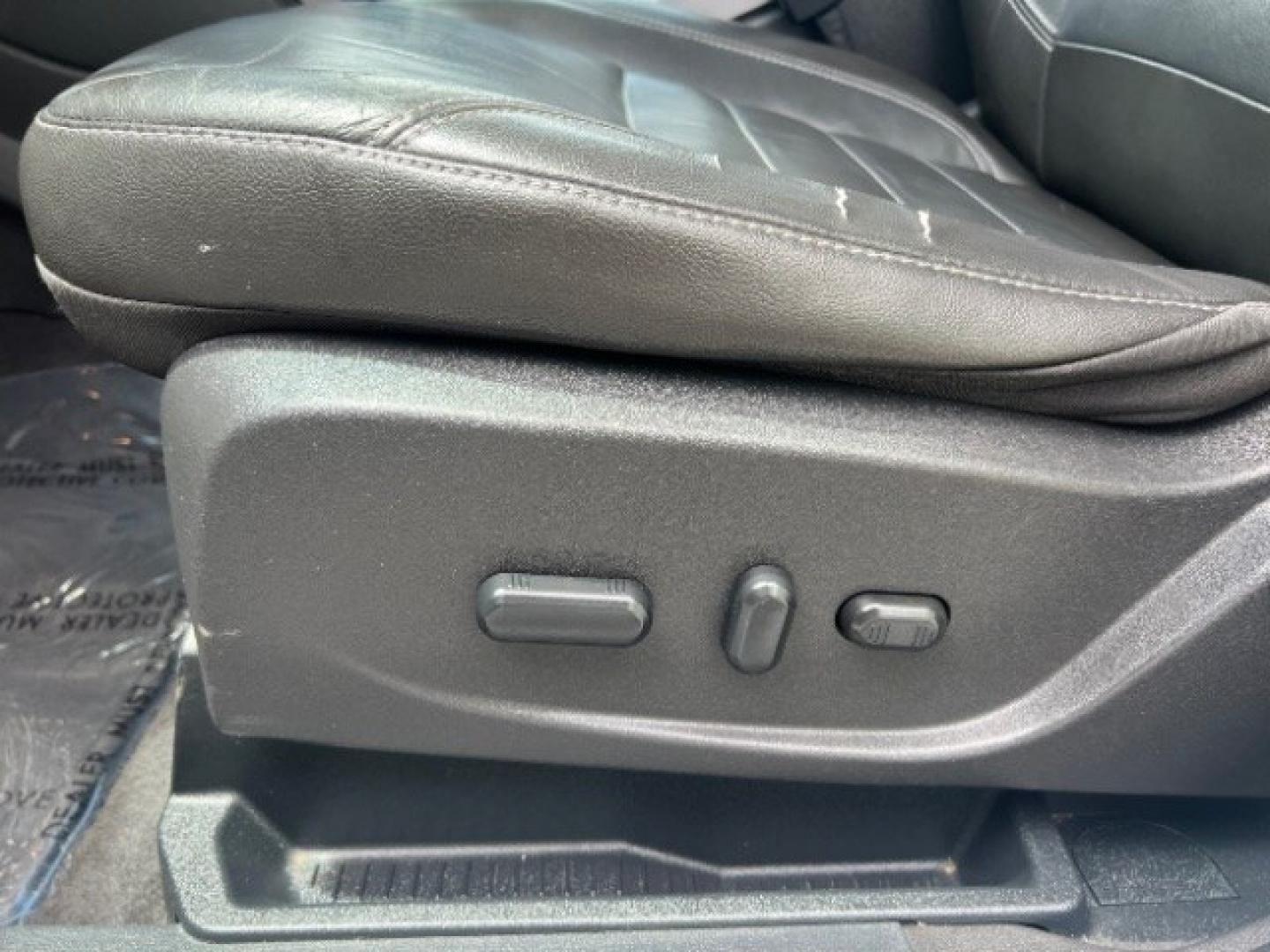 2016 Oxford White /Charcoal Black Ford Escape SE (1FMCU9GX3GU) , Automatic transmission, located at 1865 East Red Hills Pkwy, St. George, 84770, (435) 628-0023, 37.120850, -113.543640 - We specialize in helping ALL people get the best financing available. No matter your credit score, good, bad or none we can get you an amazing rate. Had a bankruptcy, divorce, or repossessions? We give you the green light to get your credit back on the road. Low down and affordable payments that fit- Photo#13