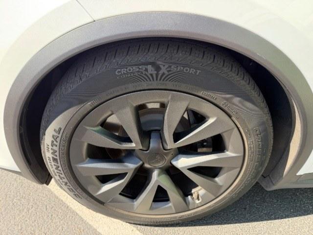 2023 Pearl White Multi-Coat /Cream Tesla Model X Dual Motor All-Wheel Drive | Standard Range (7SAXCBE56PF) with an ELECTRIC engine, Electric transmission, located at 1865 East Red Hills Pkwy, St. George, 84770, (435) 628-0023, 37.120850, -113.543640 - Very rareTesla Model X All Wheel Drive WITH HW4 and 6 Seats Interior and exterior in great condition. Small scratches and dings as pictured. Every Tesla we sell has had cabin air filter replaced, radiator cleaned, fluids topped AND comes with a mobile charging kit! Battery is healthy and gets 260- Photo#12