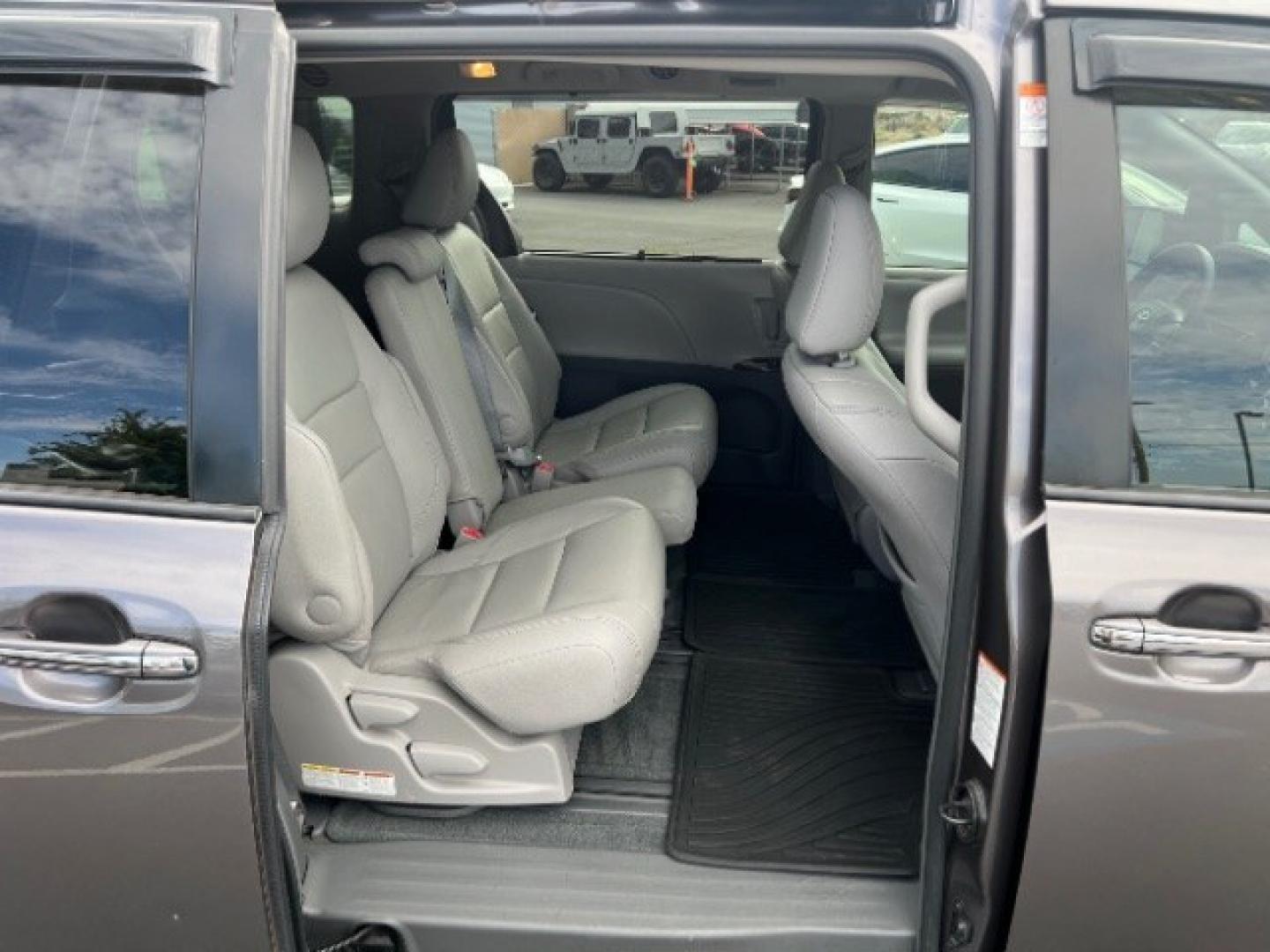 2016 Gray /Gray Cloth Interior Toyota Sienna XLE (5TDYK3DC4GS) with an 3.5L V-6 DOHC engine, Automatic transmission, located at 1865 East Red Hills Pkwy, St. George, 84770, (435) 628-0023, 37.120850, -113.543640 - We specialize in helping ALL people get the best financing available. No matter your credit score, good, bad or none we can get you an amazing rate. Had a bankruptcy, divorce, or repossessions? We give you the green light to get your credit back on the road. Low down and affordable payments that fit- Photo#25