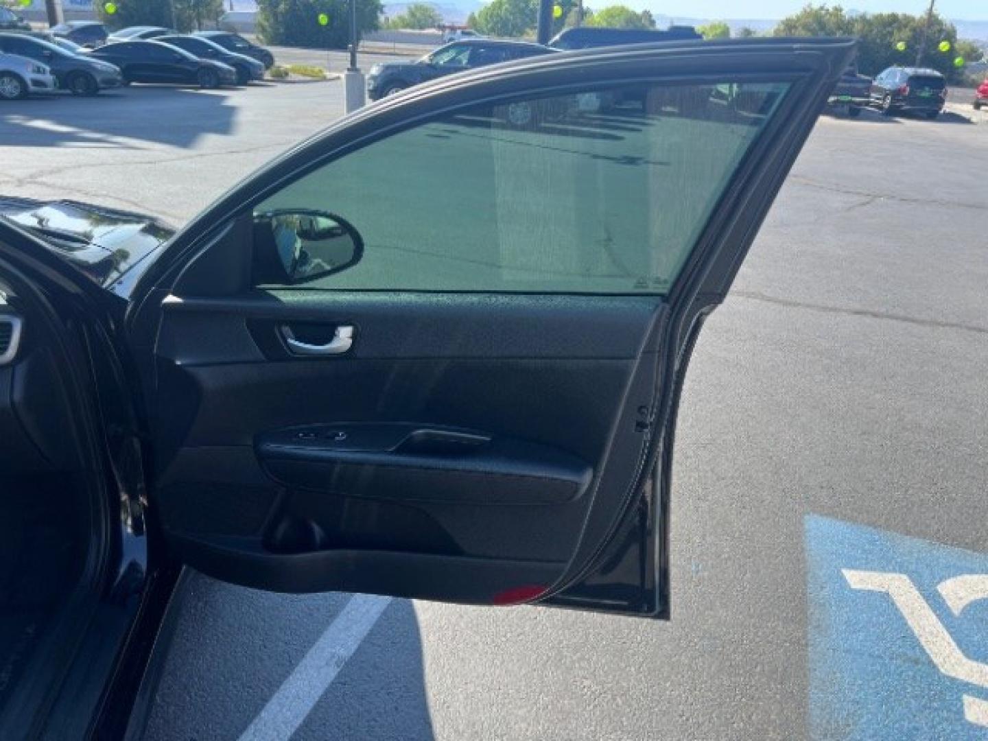 2016 Ebony Black /Black Kia Optima LX (5XXGT4L39GG) with an Theta II 2.4L I-4 gasoline direct injection engine, Automatic transmission, located at 1865 East Red Hills Pkwy, St. George, 84770, (435) 628-0023, 37.120850, -113.543640- Photo#27