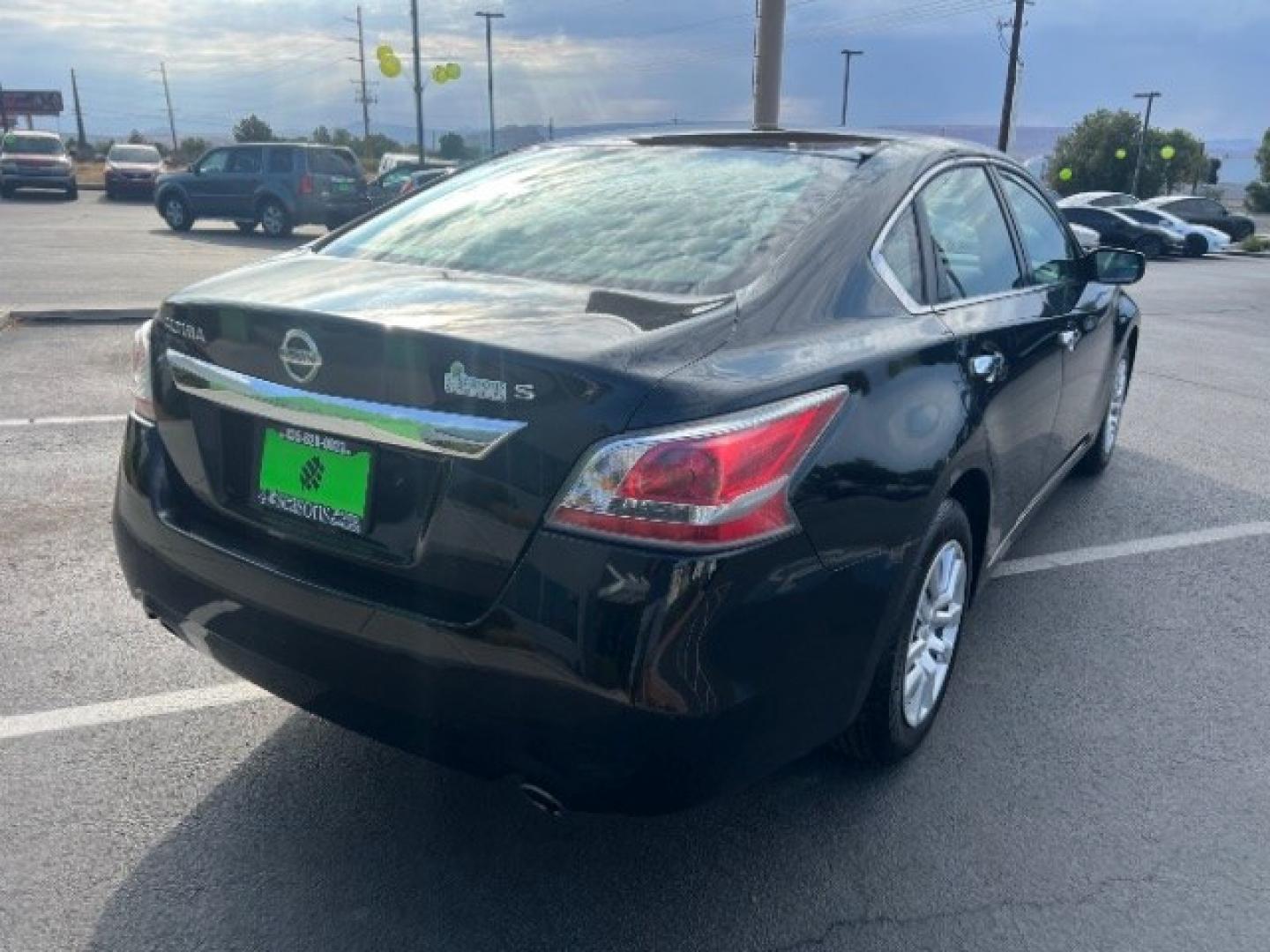 2015 Super Black /Charcoal Nissan Altima 2.5 S (1N4AL3AP1FC) with an 2.5L I-4 DOHC engine, Automatic transmission, located at 940 North Main Street, Cedar City, UT, 84720, (435) 628-0023, 37.692936, -113.061897 - Versatile Southern Utah travel starts with this 2015 Nissan Altima 2.5 S. Its 2.5L 4-cylinder engine, CVT automatic transmission, and front-wheel drive make it a smart fit for commuting, errands, and easy highway travel. With 73024 miles, this Altima is ready for its next adventure. The 2.5 S adds- Photo#4