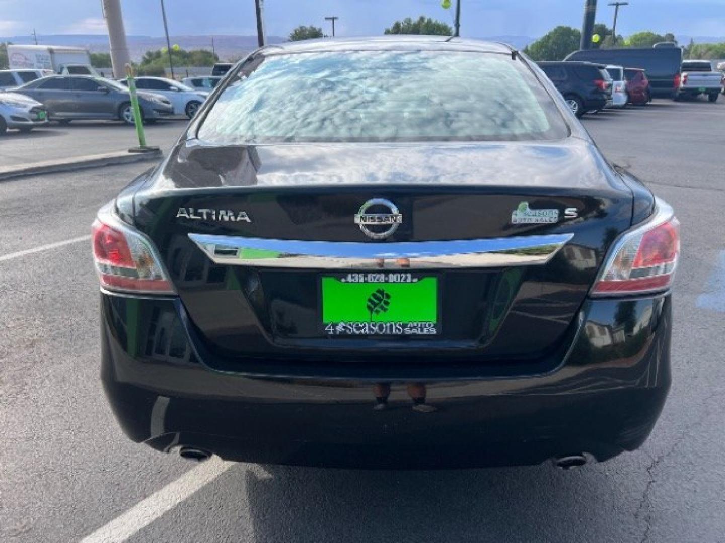 2015 Super Black /Charcoal Nissan Altima 2.5 S (1N4AL3AP1FC) with an 2.5L I-4 DOHC engine, Automatic transmission, located at 940 North Main Street, Cedar City, UT, 84720, (435) 628-0023, 37.692936, -113.061897 - Versatile Southern Utah travel starts with this 2015 Nissan Altima 2.5 S. Its 2.5L 4-cylinder engine, CVT automatic transmission, and front-wheel drive make it a smart fit for commuting, errands, and easy highway travel. With 73024 miles, this Altima is ready for its next adventure. The 2.5 S adds- Photo#5
