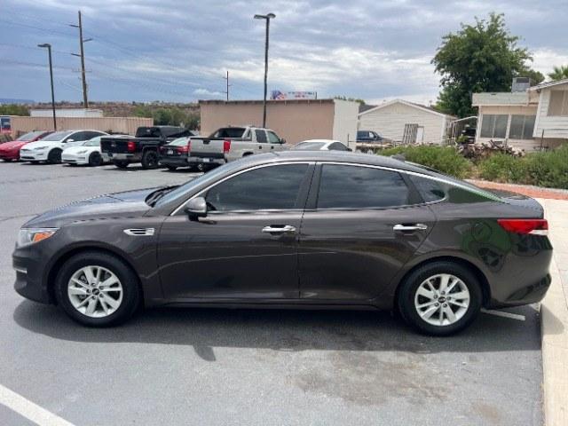 2018 Titanium Silver /Black Kia Optima LX (KNAGT4L36J5) with an Theta II 2.4L I-4 gasoline direct injection engine, Automatic transmission, located at 1865 East Red Hills Pkwy, St. George, 84770, (435) 628-0023, 37.120850, -113.543640 - We specialize in helping ALL people get the best financing available. No matter your credit score, good, bad or none we can get you an amazing rate. Had a bankruptcy, divorce, or repossessions? We give you the green light to get your credit back on the road. Low down and affordable payments that fit- Photo#3