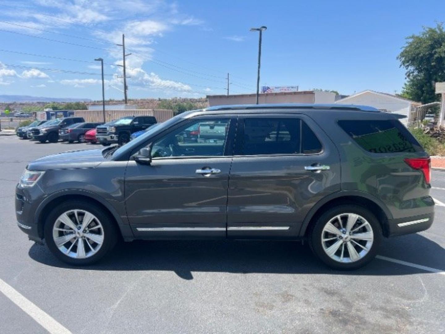 2019 Magnetic Metallic /Ebony Black Ford Explorer Limited (1FM5K7F85KG) with an EcoBoost 2.3L I-4 gasoline direct injection engine, Automatic transmission, located at 1865 East Red Hills Pkwy, St. George, 84770, (435) 628-0023, 37.120850, -113.543640 - We specialize in helping ALL people get the best financing available. No matter your credit score, good, bad or none we can get you an amazing rate. Had a bankruptcy, divorce, or repossessions? We give you the green light to get your credit back on the road. Low down and affordable payments that fit- Photo#3