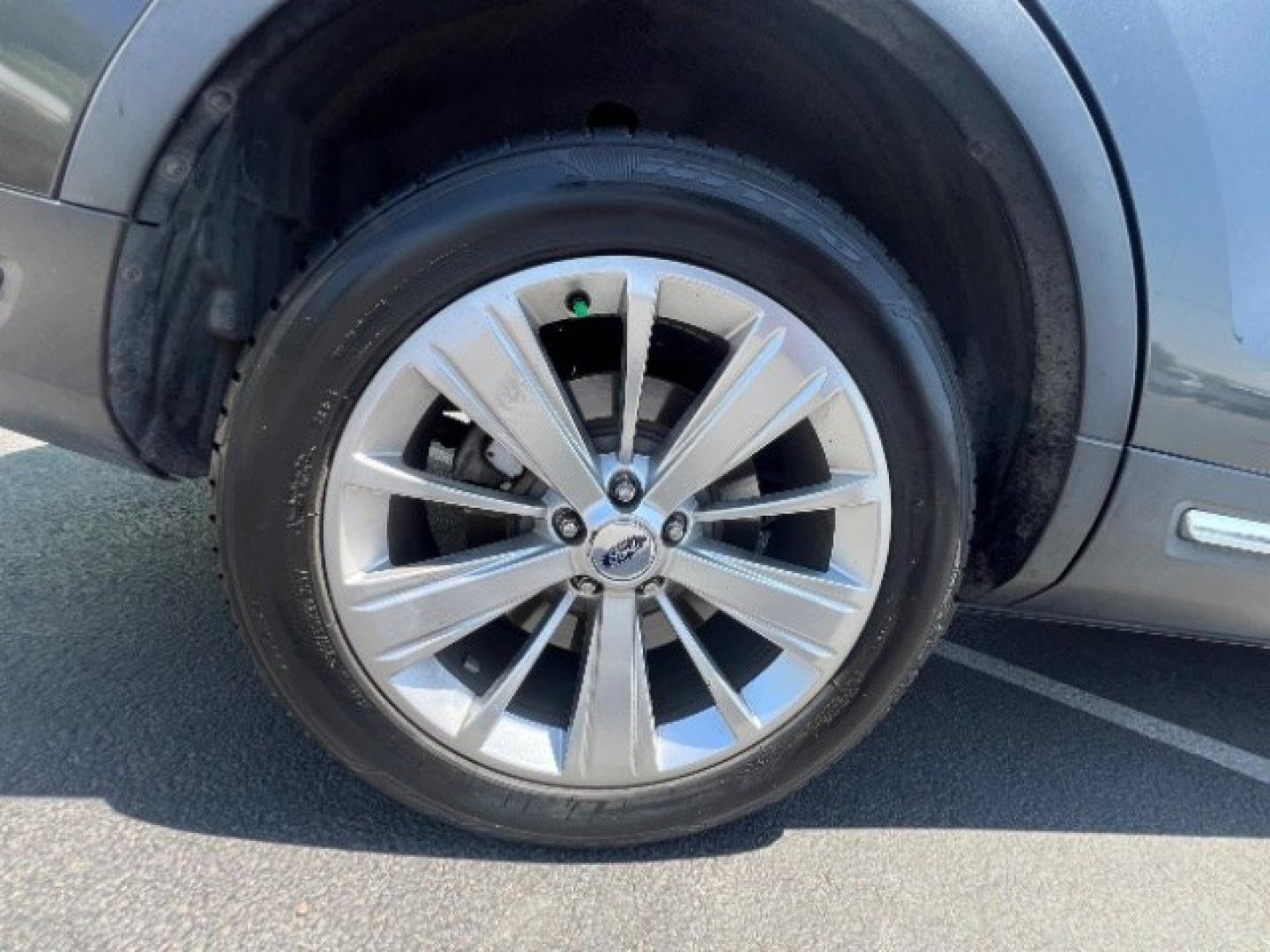 2019 Magnetic Metallic /Ebony Black Ford Explorer Limited (1FM5K7F85KG) with an EcoBoost 2.3L I-4 gasoline direct injection engine, Automatic transmission, located at 1865 East Red Hills Pkwy, St. George, 84770, (435) 628-0023, 37.120850, -113.543640 - We specialize in helping ALL people get the best financing available. No matter your credit score, good, bad or none we can get you an amazing rate. Had a bankruptcy, divorce, or repossessions? We give you the green light to get your credit back on the road. Low down and affordable payments that fit- Photo#8