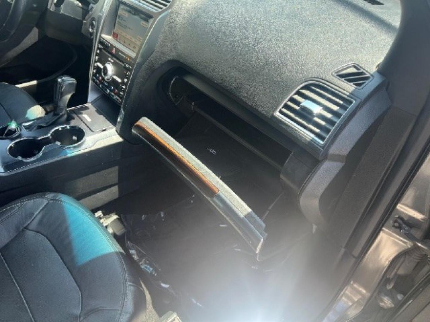 2019 Magnetic Metallic /Ebony Black Ford Explorer Limited (1FM5K7F85KG) with an EcoBoost 2.3L I-4 gasoline direct injection engine, Automatic transmission, located at 1865 East Red Hills Pkwy, St. George, 84770, (435) 628-0023, 37.120850, -113.543640 - We specialize in helping ALL people get the best financing available. No matter your credit score, good, bad or none we can get you an amazing rate. Had a bankruptcy, divorce, or repossessions? We give you the green light to get your credit back on the road. Low down and affordable payments that fit- Photo#32