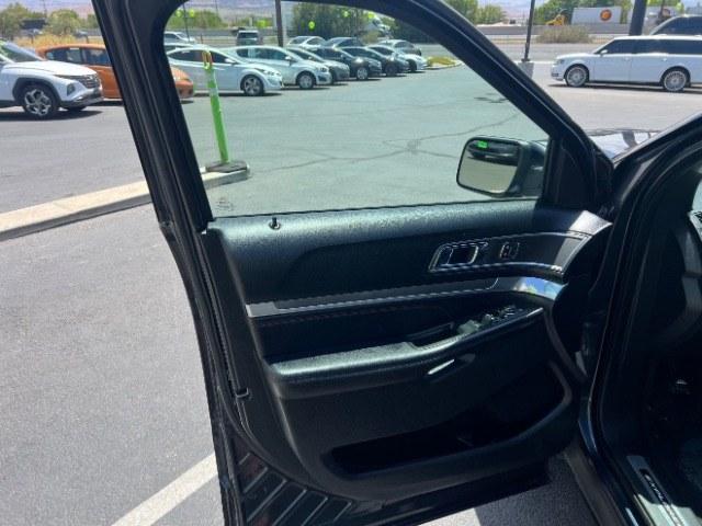 2017 Shadow Black /Ebony Black w/Red Accent Stitching Ford Explorer Sport (1FM5K8GT5HG) with an EcoBoost 3.5L V-6 gasoline direct injection engine, Automatic transmission, located at 1865 East Red Hills Pkwy, St. George, 84770, (435) 628-0023, 37.120850, -113.543640 - We specialize in helping ALL people get the best financing available. No matter your credit score, good, bad or none we can get you an amazing rate. Had a bankruptcy, divorce, or repossessions? We give you the green light to get your credit back on the road. Low down and affordable payments that fit- Photo#12