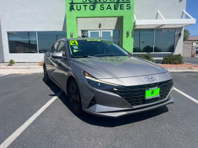 photo of 2021 Hyundai Elantra SEL