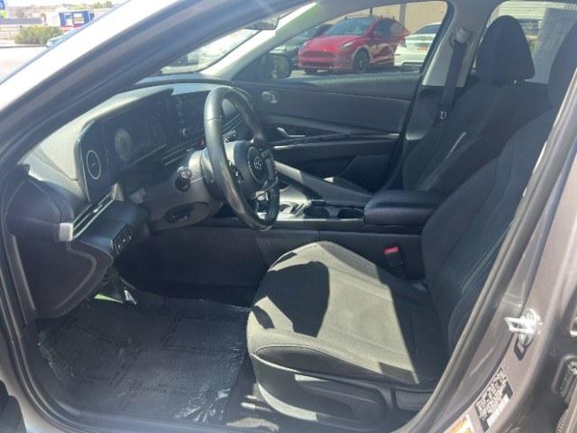 2021 Portofino Gray /Black Hyundai Elantra SEL (KMHLS4AG7MU) with an Nu 2L I-4 DOHC engine, Automatic transmission, located at 940 North Main Street, Cedar City, UT, 84720, (435) 628-0023, 37.692936, -113.061897 - We specialize in helping ALL people get the best financing available. No matter your credit score, good, bad or none we can get you an amazing rate. Had a bankruptcy, divorce, or repossessions? We give you the green light to get your credit back on the road. Low down and affordable payments that fit- Photo#14