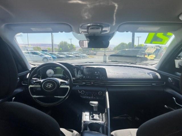 2021 Portofino Gray /Black Hyundai Elantra SEL (KMHLS4AG7MU) with an Nu 2L I-4 DOHC engine, Automatic transmission, located at 940 North Main Street, Cedar City, UT, 84720, (435) 628-0023, 37.692936, -113.061897 - We specialize in helping ALL people get the best financing available. No matter your credit score, good, bad or none we can get you an amazing rate. Had a bankruptcy, divorce, or repossessions? We give you the green light to get your credit back on the road. Low down and affordable payments that fit- Photo#22