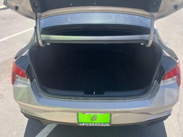 2021 Portofino Gray /Black Hyundai Elantra SEL (KMHLS4AG7MU) with an Nu 2L I-4 DOHC engine, Automatic transmission, located at 940 North Main Street, Cedar City, UT, 84720, (435) 628-0023, 37.692936, -113.061897 - We specialize in helping ALL people get the best financing available. No matter your credit score, good, bad or none we can get you an amazing rate. Had a bankruptcy, divorce, or repossessions? We give you the green light to get your credit back on the road. Low down and affordable payments that fit- Photo#23