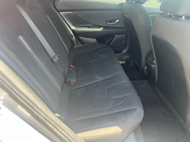 2021 Portofino Gray /Black Hyundai Elantra SEL (KMHLS4AG7MU) with an Nu 2L I-4 DOHC engine, Automatic transmission, located at 940 North Main Street, Cedar City, UT, 84720, (435) 628-0023, 37.692936, -113.061897 - We specialize in helping ALL people get the best financing available. No matter your credit score, good, bad or none we can get you an amazing rate. Had a bankruptcy, divorce, or repossessions? We give you the green light to get your credit back on the road. Low down and affordable payments that fit- Photo#25