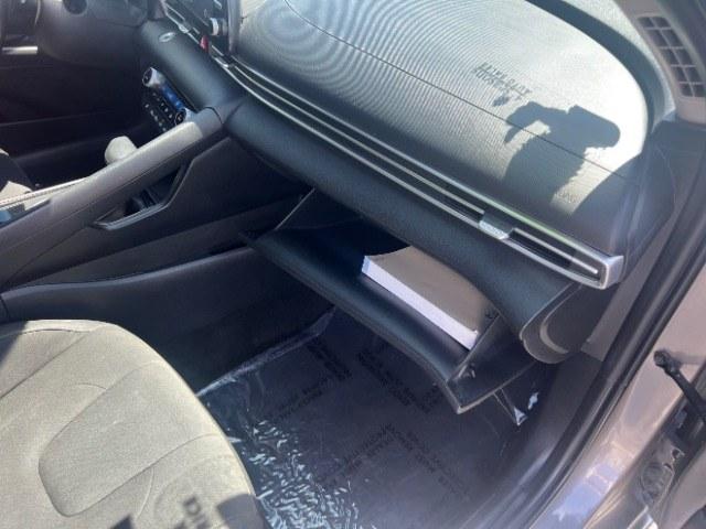 2021 Portofino Gray /Black Hyundai Elantra SEL (KMHLS4AG7MU) with an Nu 2L I-4 DOHC engine, Automatic transmission, located at 940 North Main Street, Cedar City, UT, 84720, (435) 628-0023, 37.692936, -113.061897 - We specialize in helping ALL people get the best financing available. No matter your credit score, good, bad or none we can get you an amazing rate. Had a bankruptcy, divorce, or repossessions? We give you the green light to get your credit back on the road. Low down and affordable payments that fit- Photo#28