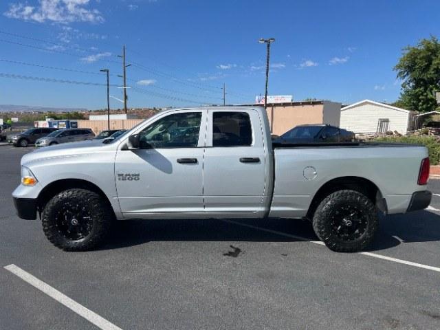 2018 Bright Silver Metallic Clearcoat /Diesel Gray/Black Ram 1500 Tradesman Quad Cab 4x4 6'4 Box (1C6RR7FG5JS) with an Pentastar 3.6L V-6 DOHC engine, Automatic transmission, located at 1865 East Red Hills Pkwy, St. George, 84770, (435) 628-0023, 37.120850, -113.543640- Photo#3