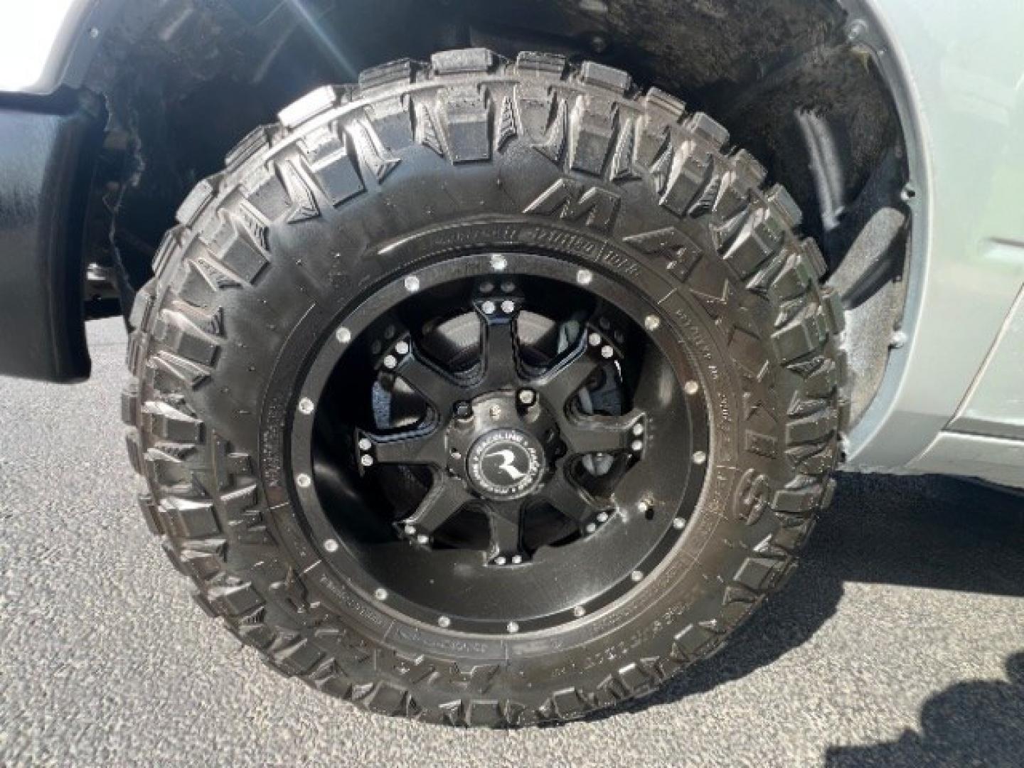 2018 Bright Silver Metallic Clearcoat /Diesel Gray/Black Ram 1500 Tradesman Quad Cab 4x4 6'4 Box (1C6RR7FG5JS) with an Pentastar 3.6L V-6 DOHC engine, Automatic transmission, located at 1865 East Red Hills Pkwy, St. George, 84770, (435) 628-0023, 37.120850, -113.543640 - We specialize in helping ALL people get the best financing available. No matter your credit score, good, bad or none we can get you an amazing rate. Had a bankruptcy, divorce, or repossessions? We give you the green light to get your credit back on the road. Low down and affordable payments that fit- Photo#11