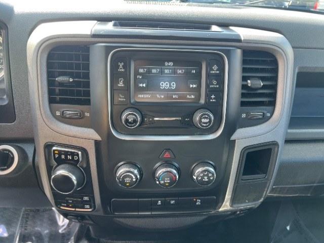 2018 Bright Silver Metallic Clearcoat /Diesel Gray/Black Ram 1500 Tradesman Quad Cab 4x4 6'4 Box (1C6RR7FG5JS) with an Pentastar 3.6L V-6 DOHC engine, Automatic transmission, located at 1865 East Red Hills Pkwy, St. George, 84770, (435) 628-0023, 37.120850, -113.543640- Photo#17