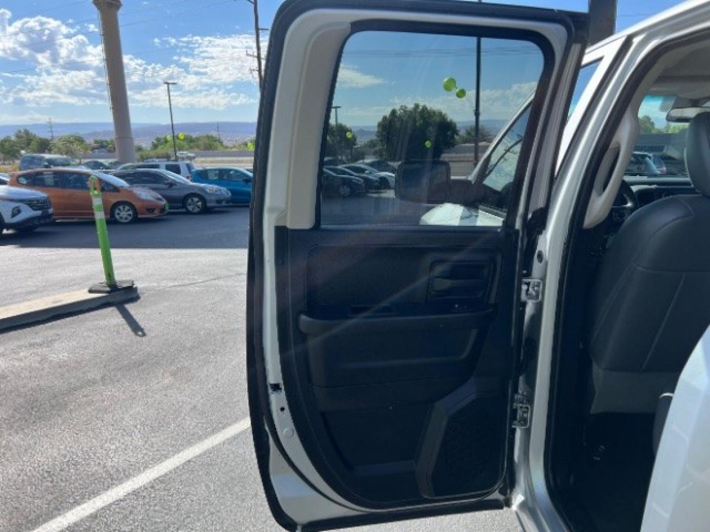2018 Bright Silver Metallic Clearcoat /Diesel Gray/Black Ram 1500 Tradesman Quad Cab 4x4 6'4 Box (1C6RR7FG5JS) with an Pentastar 3.6L V-6 DOHC engine, Automatic transmission, located at 1865 East Red Hills Pkwy, St. George, 84770, (435) 628-0023, 37.120850, -113.543640 - We specialize in helping ALL people get the best financing available. No matter your credit score, good, bad or none we can get you an amazing rate. Had a bankruptcy, divorce, or repossessions? We give you the green light to get your credit back on the road. Low down and affordable payments that fit- Photo#19