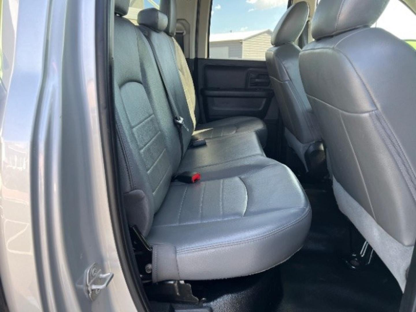 2018 Bright Silver Metallic Clearcoat /Diesel Gray/Black Ram 1500 Tradesman Quad Cab 4x4 6'4 Box (1C6RR7FG5JS) with an Pentastar 3.6L V-6 DOHC engine, Automatic transmission, located at 1865 East Red Hills Pkwy, St. George, 84770, (435) 628-0023, 37.120850, -113.543640 - We specialize in helping ALL people get the best financing available. No matter your credit score, good, bad or none we can get you an amazing rate. Had a bankruptcy, divorce, or repossessions? We give you the green light to get your credit back on the road. Low down and affordable payments that fit- Photo#24