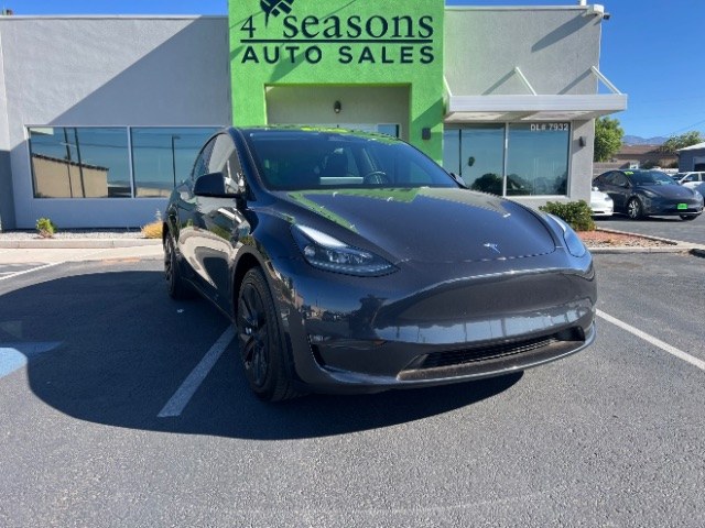 photo of 2024 Tesla Model Y Long Range Dual Motor All-Wheel Drive