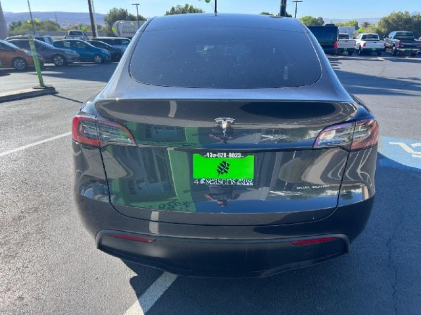 2024 Stealth Grey /Black Tesla Model Y Long Range Dual Motor All-Wheel Drive (7SAYGAEE8RF) with an ELECTRIC engine, Electric transmission, located at 1865 East Red Hills Pkwy, St. George, 84770, (435) 628-0023, 37.120850, -113.543640 - Excellent Tesla Model Y Long Range All Wheel Drive , 7 Seats HW4!, Interior and exterior in great condition. Small scratches and dings as pictured. Every Tesla we sell has had cabin air filter replaced, radiator cleaned, fluids topped AND comes with a mobile charging kit! Battery is healthy and ge- Photo#7