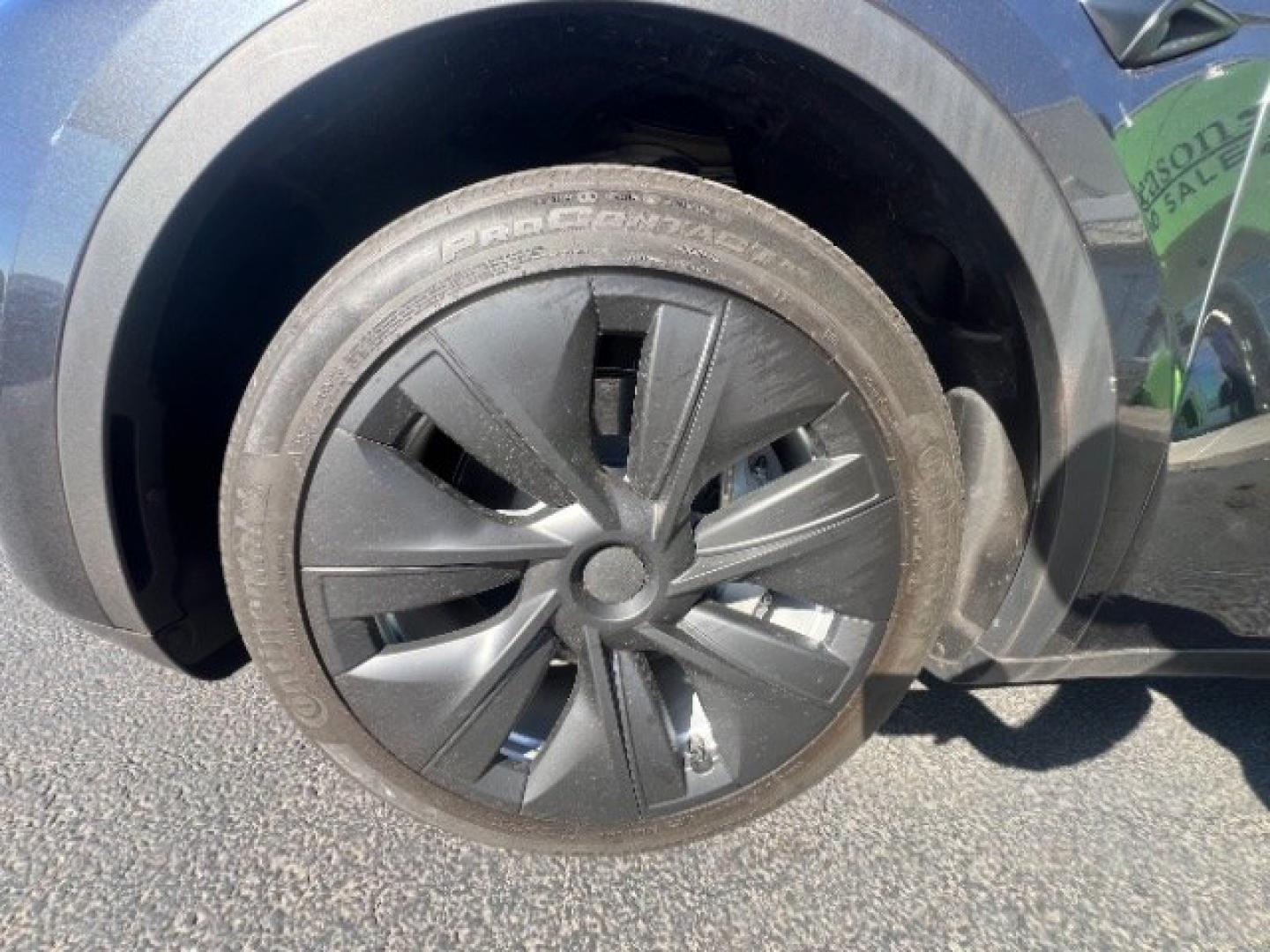 2024 Stealth Grey /Black Tesla Model Y Long Range Dual Motor All-Wheel Drive (7SAYGAEE8RF) with an ELECTRIC engine, Electric transmission, located at 1865 East Red Hills Pkwy, St. George, 84770, (435) 628-0023, 37.120850, -113.543640 - Excellent Tesla Model Y Long Range All Wheel Drive , 7 Seats HW4!, Interior and exterior in great condition. Small scratches and dings as pictured. Every Tesla we sell has had cabin air filter replaced, radiator cleaned, fluids topped AND comes with a mobile charging kit! Battery is healthy and ge- Photo#12
