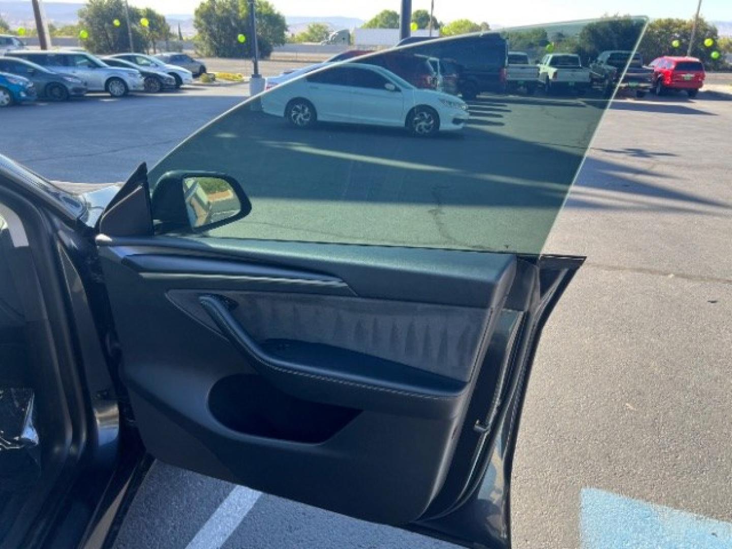 2024 Stealth Grey /Black Tesla Model Y Long Range Dual Motor All-Wheel Drive (7SAYGAEE8RF) with an ELECTRIC engine, Electric transmission, located at 1865 East Red Hills Pkwy, St. George, 84770, (435) 628-0023, 37.120850, -113.543640 - Excellent Tesla Model Y Long Range All Wheel Drive , 7 Seats HW4!, Interior and exterior in great condition. Small scratches and dings as pictured. Every Tesla we sell has had cabin air filter replaced, radiator cleaned, fluids topped AND comes with a mobile charging kit! Battery is healthy and ge- Photo#25