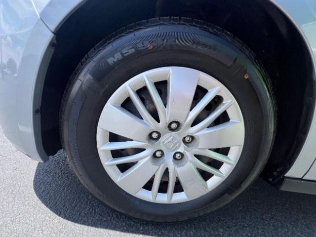 2016 Lunar Silver Metallic /Truffle Honda Odyssey LX (5FNRL5H24GB) with an 3.5L V-6 i-VTEC variable valve control engine, Automatic transmission, located at 940 North Main Street, Cedar City, UT, 84720, (435) 628-0023, 37.692936, -113.061897 - We specialize in helping ALL people get the best financing available. No matter your credit score, good, bad or none we can get you an amazing rate. Had a bankruptcy, divorce, or repossessions? We give you the green light to get your credit back on the road. Low down and affordable payments that fit- Photo#10