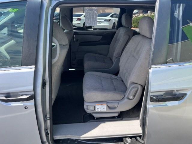 2016 Lunar Silver Metallic /Truffle Honda Odyssey LX (5FNRL5H24GB) with an 3.5L V-6 i-VTEC variable valve control engine, Automatic transmission, located at 940 North Main Street, Cedar City, UT, 84720, (435) 628-0023, 37.692936, -113.061897 - We specialize in helping ALL people get the best financing available. No matter your credit score, good, bad or none we can get you an amazing rate. Had a bankruptcy, divorce, or repossessions? We give you the green light to get your credit back on the road. Low down and affordable payments that fit- Photo#19
