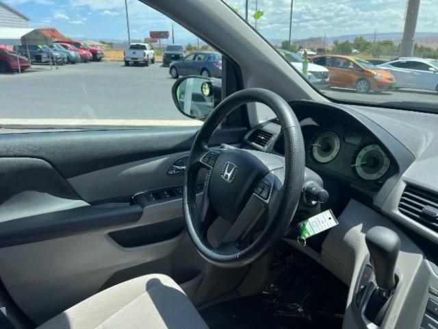 2016 Lunar Silver Metallic /Truffle Honda Odyssey LX (5FNRL5H24GB) with an 3.5L V-6 i-VTEC variable valve control engine, Automatic transmission, located at 940 North Main Street, Cedar City, UT, 84720, (435) 628-0023, 37.692936, -113.061897 - We specialize in helping ALL people get the best financing available. No matter your credit score, good, bad or none we can get you an amazing rate. Had a bankruptcy, divorce, or repossessions? We give you the green light to get your credit back on the road. Low down and affordable payments that fit- Photo#29