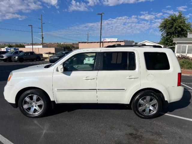 2013 White Diamond Pearl /Gray Honda Pilot Touring (5FNYF4H92DB) with an 3.5L V-6 i-VTEC VCM variable valve control engine, Automatic transmission, located at 940 North Main Street, Cedar City, UT, 84720, (435) 628-0023, 37.692936, -113.061897 - We specialize in helping ALL people get the best financing available. No matter your credit score, good, bad or none we can get you an amazing rate. Had a bankruptcy, divorce, or repossessions? We give you the green light to get your credit back on the road. Low down and affordable payments that fit- Photo#3