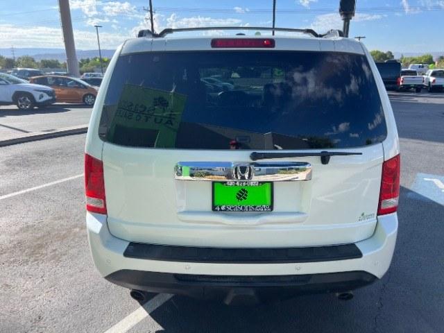 2013 White Diamond Pearl /Gray Honda Pilot Touring (5FNYF4H92DB) with an 3.5L V-6 i-VTEC VCM variable valve control engine, Automatic transmission, located at 940 North Main Street, Cedar City, UT, 84720, (435) 628-0023, 37.692936, -113.061897 - We specialize in helping ALL people get the best financing available. No matter your credit score, good, bad or none we can get you an amazing rate. Had a bankruptcy, divorce, or repossessions? We give you the green light to get your credit back on the road. Low down and affordable payments that fit- Photo#5