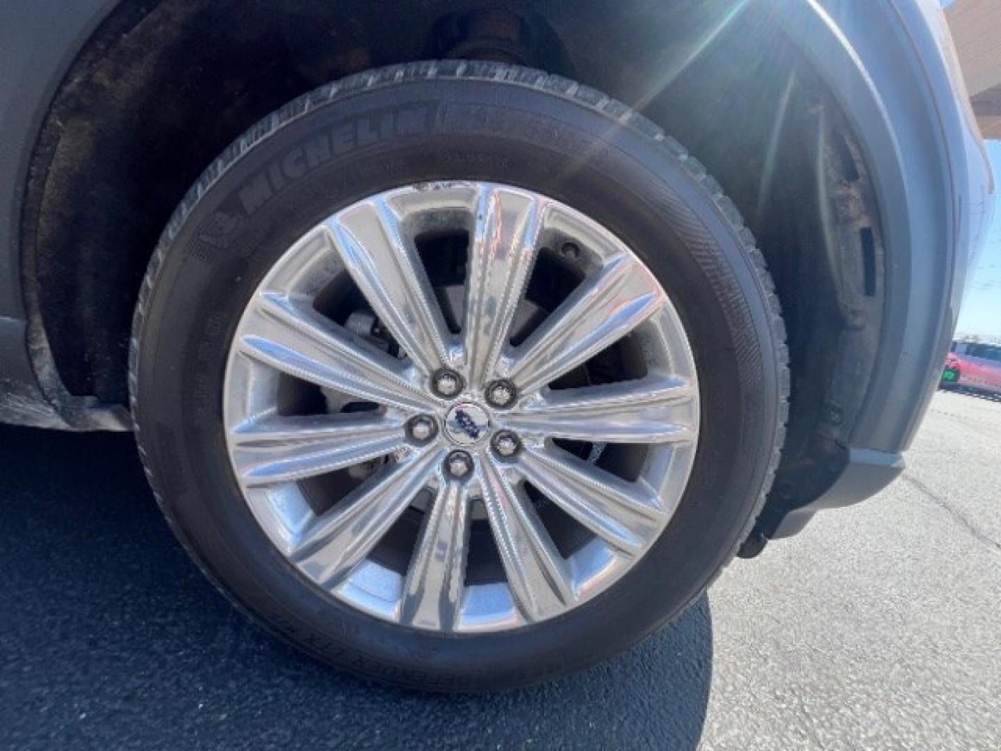 2021 Stone Gray Metallic /Ebony Ford Explorer Limited (1FMSK8FH1MG) with an 3.3L V-6 port/direct injection engine, Automatic transmission, located at 1865 East Red Hills Pkwy, St. George, 84770, (435) 628-0023, 37.120850, -113.543640- Photo#9