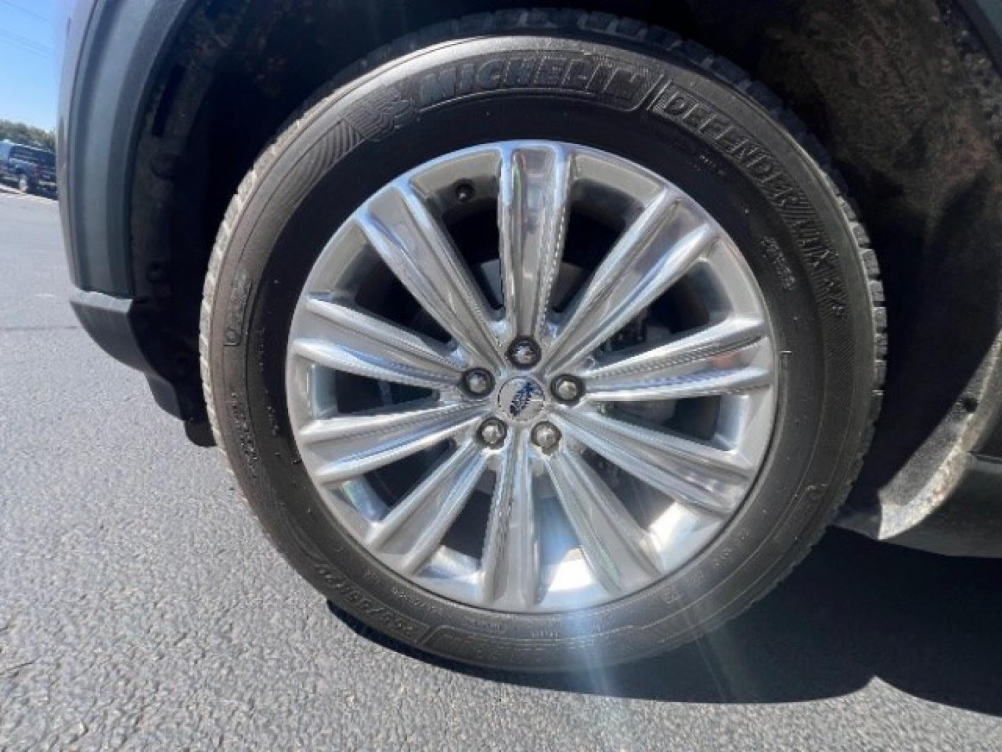 2021 Stone Gray Metallic /Ebony Ford Explorer Limited (1FMSK8FH1MG) with an 3.3L V-6 port/direct injection engine, Automatic transmission, located at 1865 East Red Hills Pkwy, St. George, 84770, (435) 628-0023, 37.120850, -113.543640- Photo#10