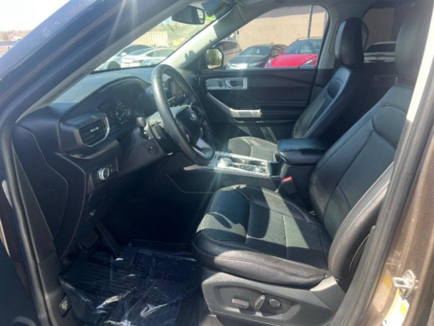 2021 Stone Gray Metallic /Ebony Ford Explorer Limited (1FMSK8FH1MG) with an 3.3L V-6 port/direct injection engine, Automatic transmission, located at 1865 East Red Hills Pkwy, St. George, 84770, (435) 628-0023, 37.120850, -113.543640- Photo#14