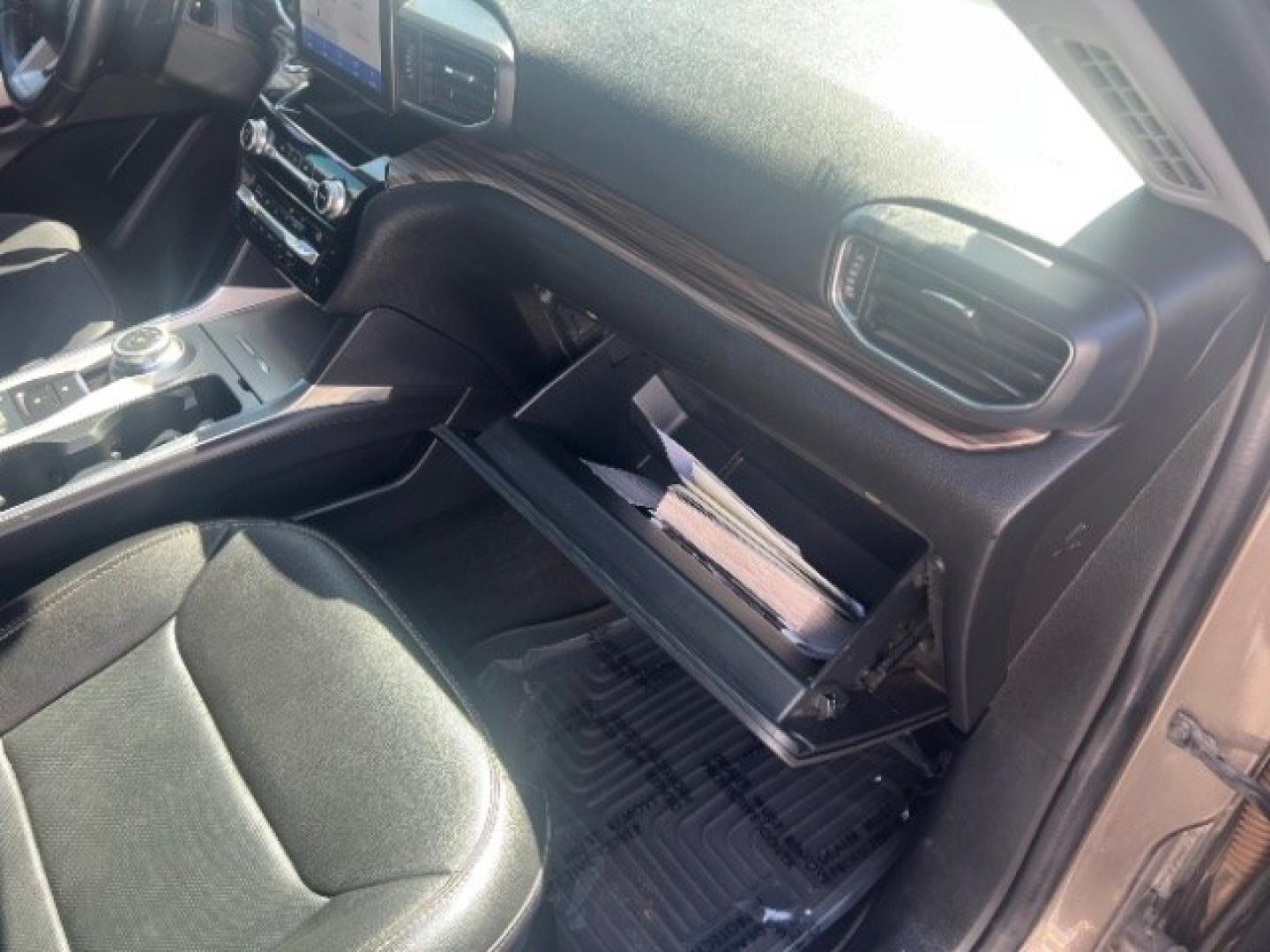 2021 Stone Gray Metallic /Ebony Ford Explorer Limited (1FMSK8FH1MG) with an 3.3L V-6 port/direct injection engine, Automatic transmission, located at 1865 East Red Hills Pkwy, St. George, 84770, (435) 628-0023, 37.120850, -113.543640- Photo#32