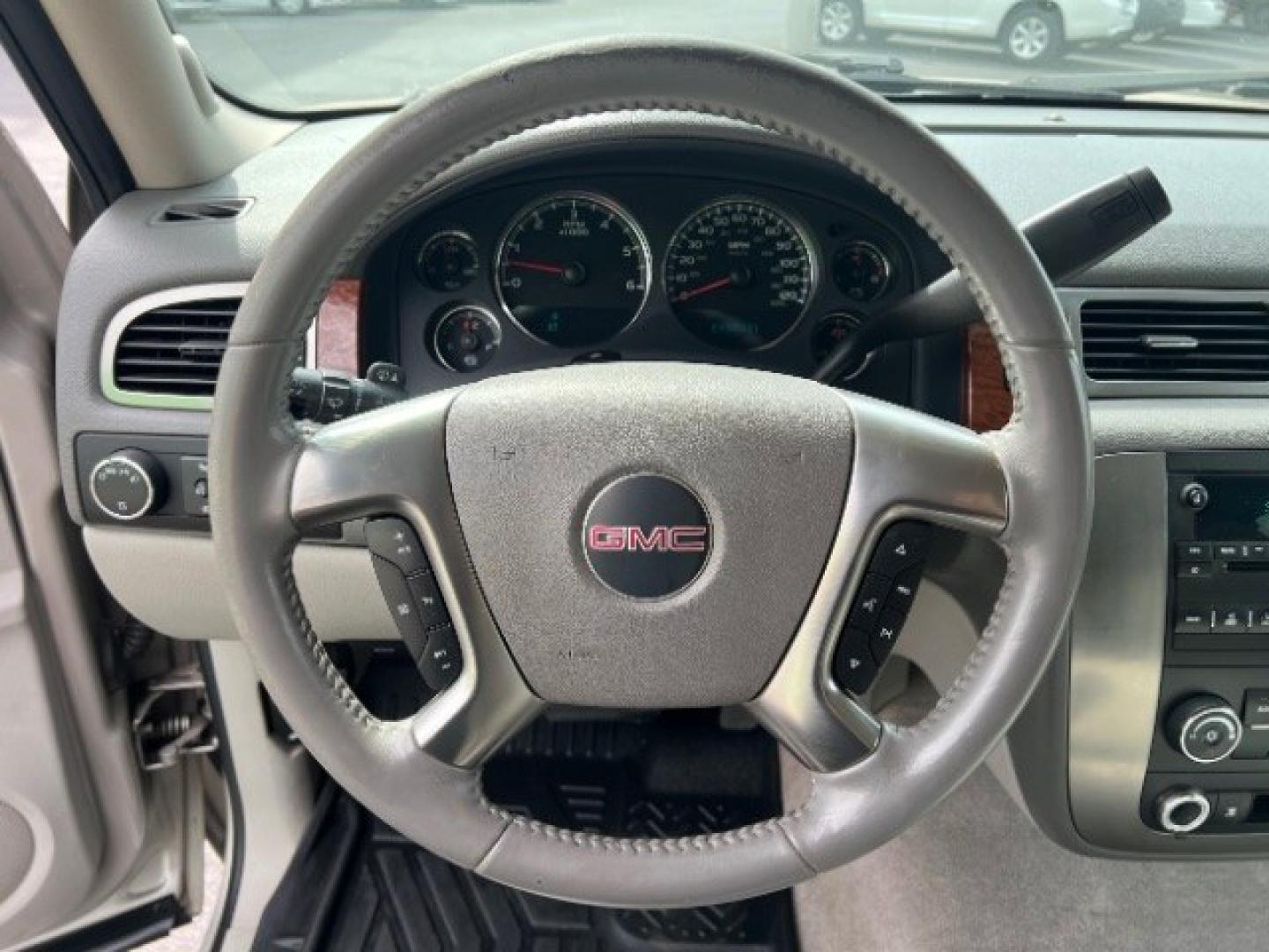 2007 Gold Mist Metallic /Light Tan GMC Yukon SLE (1GKFK13017R) , Automatic transmission, located at 1865 East Red Hills Pkwy, St. George, 84770, (435) 628-0023, 37.120850, -113.543640 - We specialize in helping ALL people get the best financing available. No matter your credit score, good, bad or none we can get you an amazing rate. Had a bankruptcy, divorce, or repossessions? We give you the green light to get your credit back on the road. Low down and affordable payments that fit- Photo#15