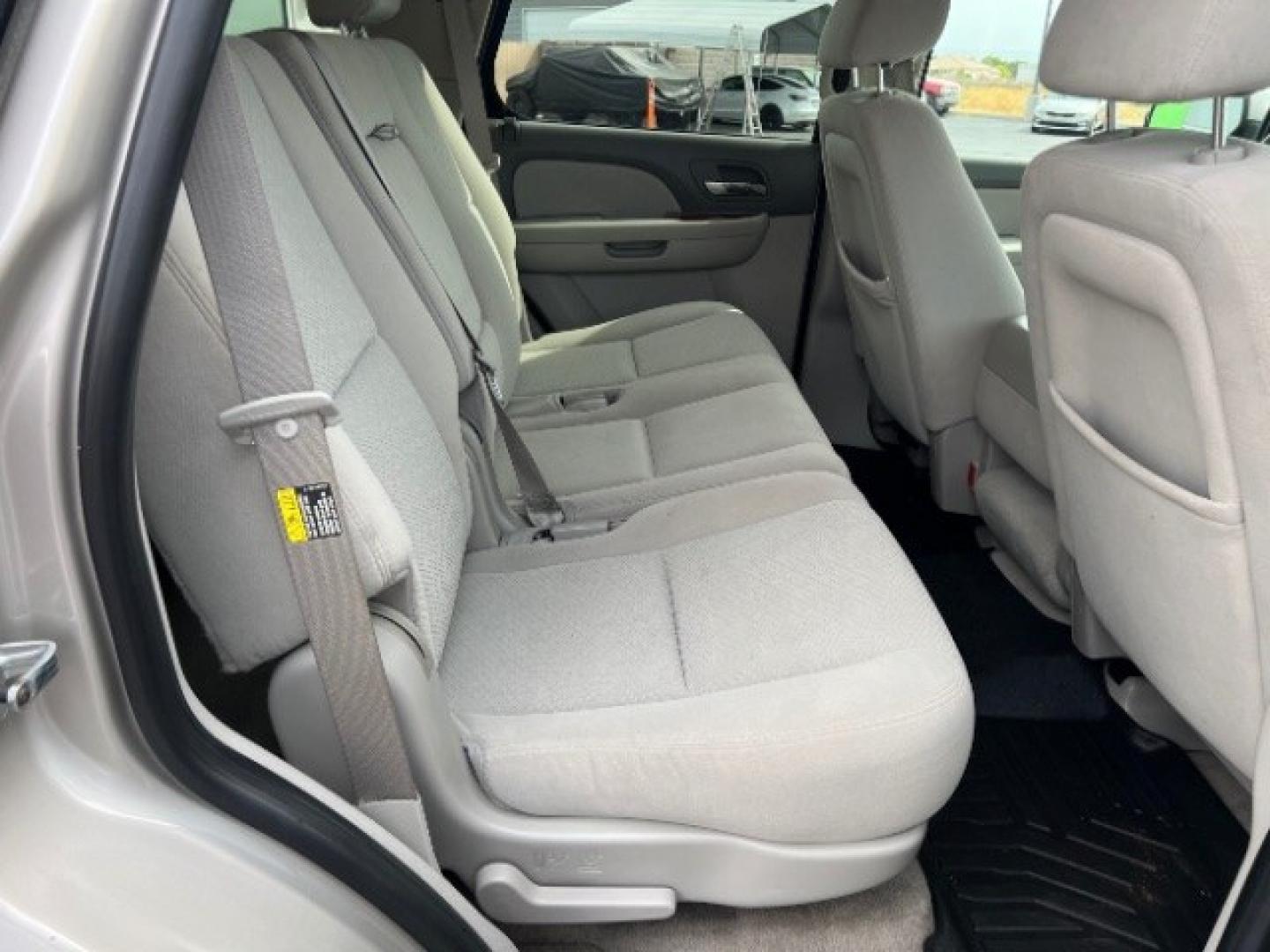 2007 Gold Mist Metallic /Light Tan GMC Yukon SLE (1GKFK13017R) , Automatic transmission, located at 1865 East Red Hills Pkwy, St. George, 84770, (435) 628-0023, 37.120850, -113.543640 - We specialize in helping ALL people get the best financing available. No matter your credit score, good, bad or none we can get you an amazing rate. Had a bankruptcy, divorce, or repossessions? We give you the green light to get your credit back on the road. Low down and affordable payments that fit- Photo#28