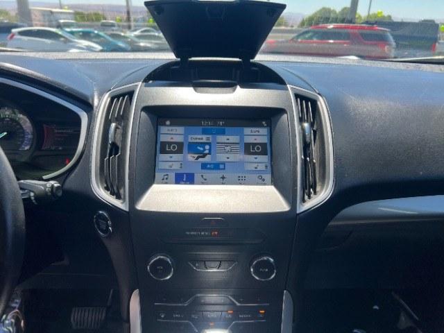 2017 Ingot Silver Metallic /Ebony Ford Edge SEL (2FMPK3J83HB) with an 3.5L V-6 DOHC engine, Automatic transmission, located at 940 North Main Street, Cedar City, UT, 84720, (435) 628-0023, 37.692936, -113.061897 - We specialize in helping ALL people get the best financing available. No matter your credit score, good, bad or none we can get you an amazing rate. Had a bankruptcy, divorce, or repossessions? We give you the green light to get your credit back on the road. Low down and affordable payments that fit- Photo#17