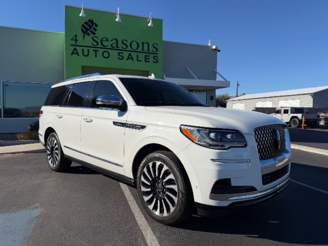 photo of 2022 Lincoln Navigator Black Label