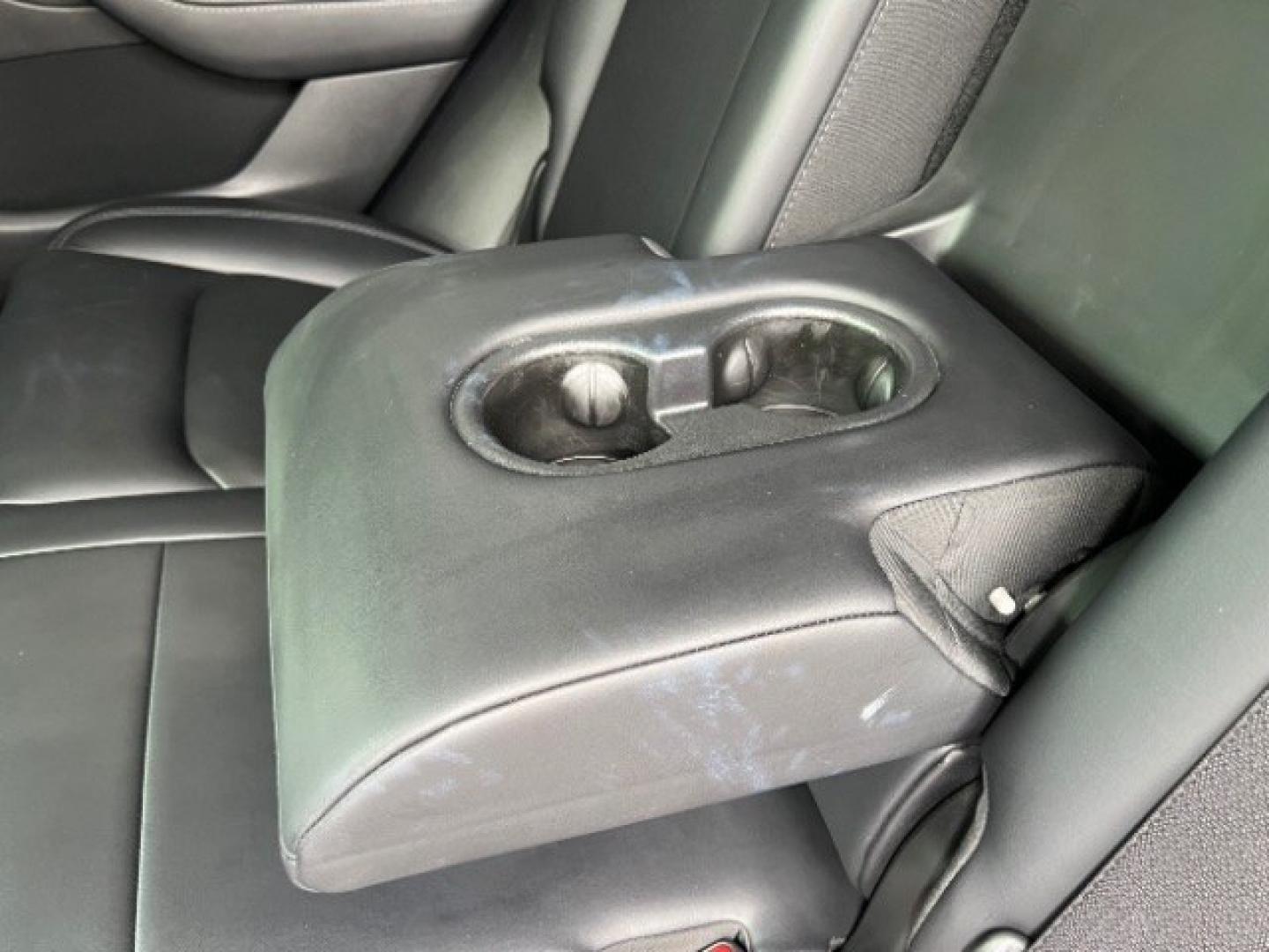 2020 Green /Black Tesla Model Y Long Range Dual Motor All-Wheel Drive (5YJYGDEE0LF) with an ELECTRIC engine, 1-Speed Automatic transmission, located at 1865 East Red Hills Pkwy, St. George, 84770, (435) 628-0023, 37.120850, -113.543640 - Excellent Tesla Model Y Long Range All Wheel Drive with FSD PAID FOR ($8k Full Self Driving Subscription fully transfers to new owner. Lock in FSD for life! 5 Seats HW3, Black Premium Interior and exterior in great condition. Wrapped Green - White original Every Tesla we sell has had cabin air fil- Photo#22