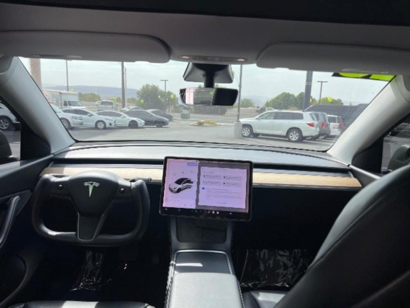 2020 Green /Black Tesla Model Y Long Range Dual Motor All-Wheel Drive (5YJYGDEE0LF) with an ELECTRIC engine, 1-Speed Automatic transmission, located at 1865 East Red Hills Pkwy, St. George, 84770, (435) 628-0023, 37.120850, -113.543640 - Excellent Tesla Model Y Long Range All Wheel Drive with FSD PAID FOR ($8k Full Self Driving Subscription fully transfers to new owner. Lock in FSD for life! 5 Seats HW3, Black Premium Interior and exterior in great condition. Wrapped Green - White original Every Tesla we sell has had cabin air fil- Photo#23
