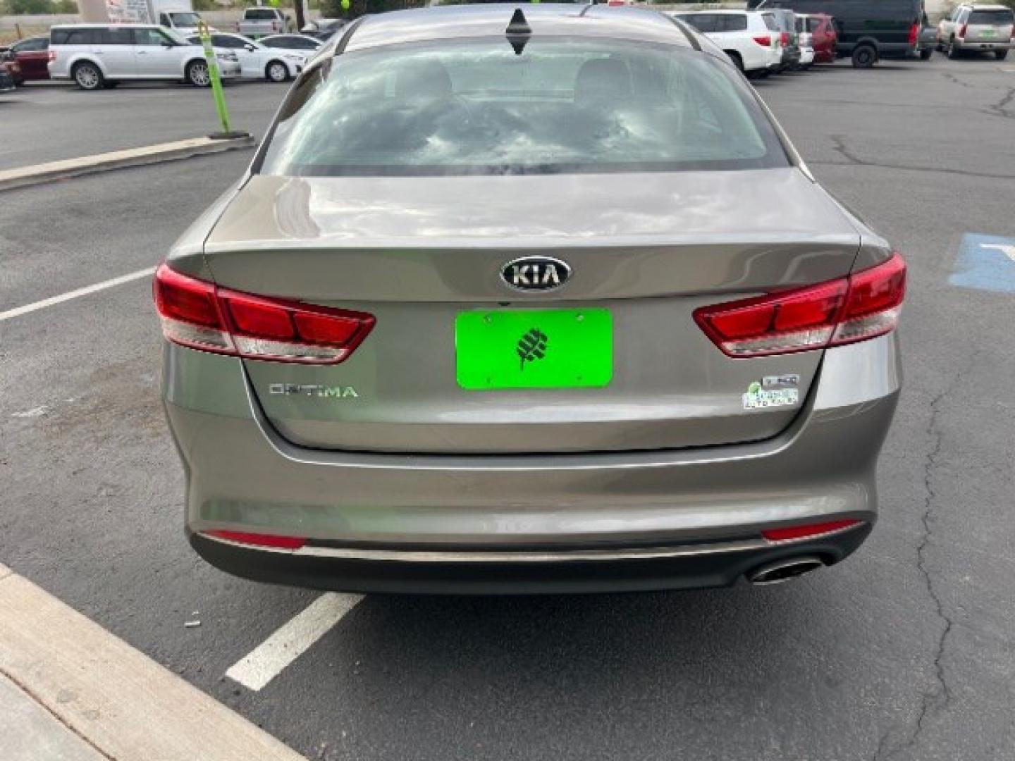 2017 Titanium Silver /Black Kia Optima LX Turbo (5XXGT4L12HG) with an 1.6L I-4 gasoline direct injection engine, Automatic transmission, located at 1865 East Red Hills Pkwy, St. George, 84770, (435) 628-0023, 37.120850, -113.543640 - We specialize in helping ALL people get the best financing available. No matter your credit score, good, bad or none we can get you an amazing rate. Had a bankruptcy, divorce, or repossessions? We give you the green light to get your credit back on the road. Low down and affordable payments that fit- Photo#5