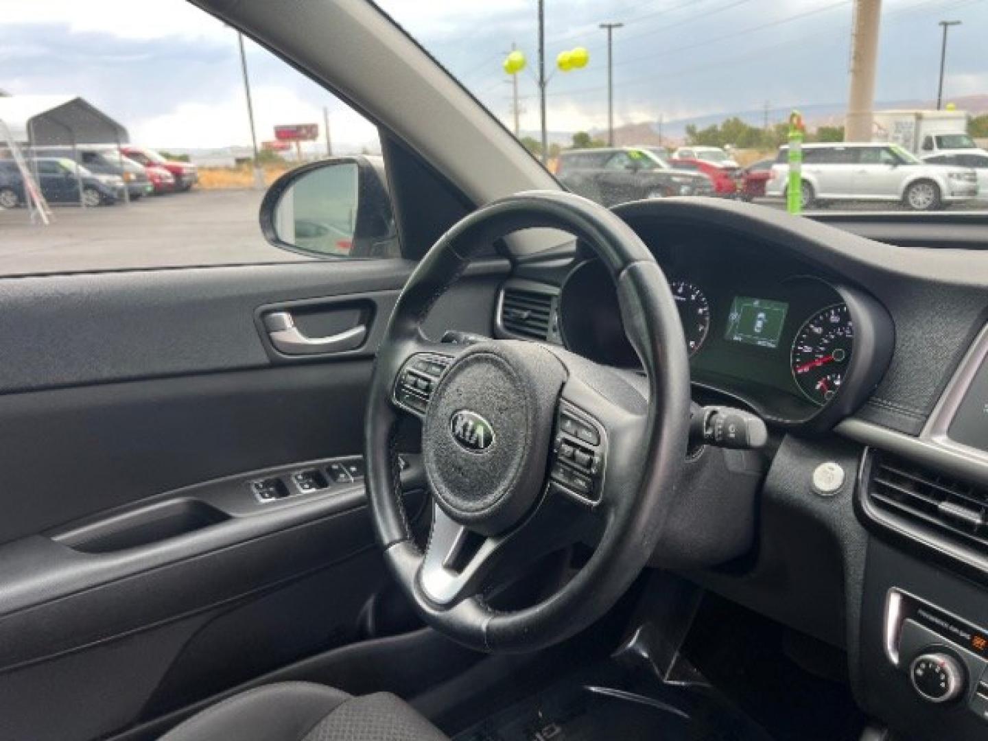 2017 Titanium Silver /Black Kia Optima LX Turbo (5XXGT4L12HG) with an 1.6L I-4 gasoline direct injection engine, Automatic transmission, located at 1865 East Red Hills Pkwy, St. George, 84770, (435) 628-0023, 37.120850, -113.543640 - We specialize in helping ALL people get the best financing available. No matter your credit score, good, bad or none we can get you an amazing rate. Had a bankruptcy, divorce, or repossessions? We give you the green light to get your credit back on the road. Low down and affordable payments that fit- Photo#30