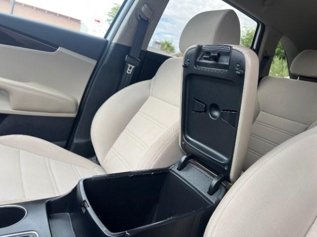 2019 Snow White Pearl /Stone Beige Kia Sorento 3.3L LX (5XYPGDA59KG) with an Lambda II 3.3L V-6 gasoline direct injection engine, AUTOMATIC transmission, located at 940 North Main Street, Cedar City, UT, 84720, (435) 628-0023, 37.692936, -113.061897 - This 2019 Kia Sorento LX is $11,000 in Cedar City. Mileage on the card is 118,379. Listed sales price includes $300 doc fee. 4 REASONS TO BUY FROM 4 SEASONS ~~CERTIFIED PREOWNED - This vehicle has gone through a 50 point inspection and road test. We fixed everything that was broken or worn out. O- Photo#19