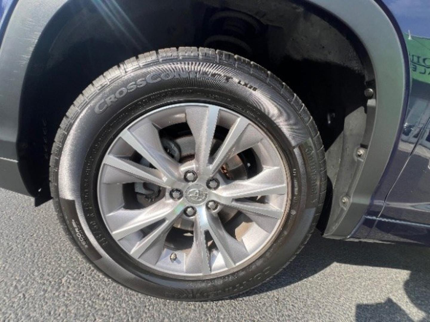 2014 Nautical Blue Metallic /Ash Toyota Highlander XLE V6 (5TDKKRFH8ES) with an 3.5L V-6 DOHC engine, Automatic transmission, located at 1865 East Red Hills Pkwy, St. George, 84770, (435) 628-0023, 37.120850, -113.543640 - We specialize in helping ALL people get the best financing available. No matter your credit score, good, bad or none we can get you an amazing rate. Had a bankruptcy, divorce, or repossessions? We give you the green light to get your credit back on the road. Low down and affordable payments that fit- Photo#9