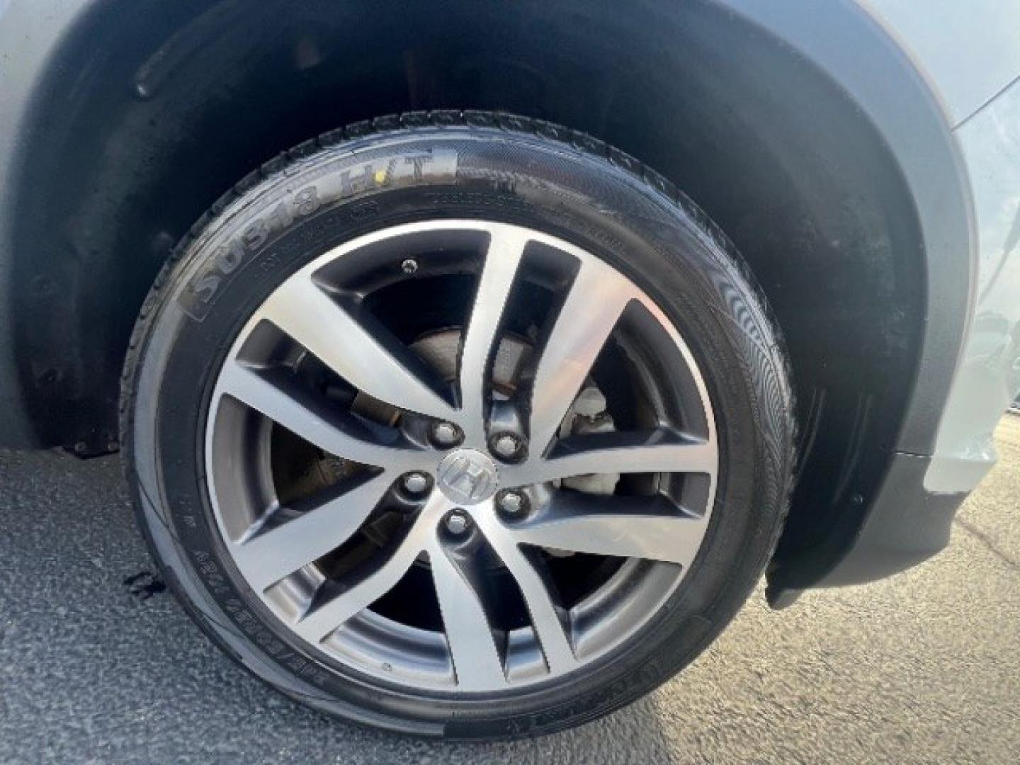 2016 White Diamond Pearl /Beige Honda Pilot Touring (5FNYF5H93GB) with an 3.5L V-6 gasoline direct injection engine, Automatic transmission, located at 1865 East Red Hills Pkwy, St. George, 84770, (435) 628-0023, 37.120850, -113.543640 - We specialize in helping ALL people get the best financing available. No matter your credit score, good, bad or none we can get you an amazing rate. Had a bankruptcy, divorce, or repossessions? We give you the green light to get your credit back on the road. Low down and affordable payments that fit- Photo#9
